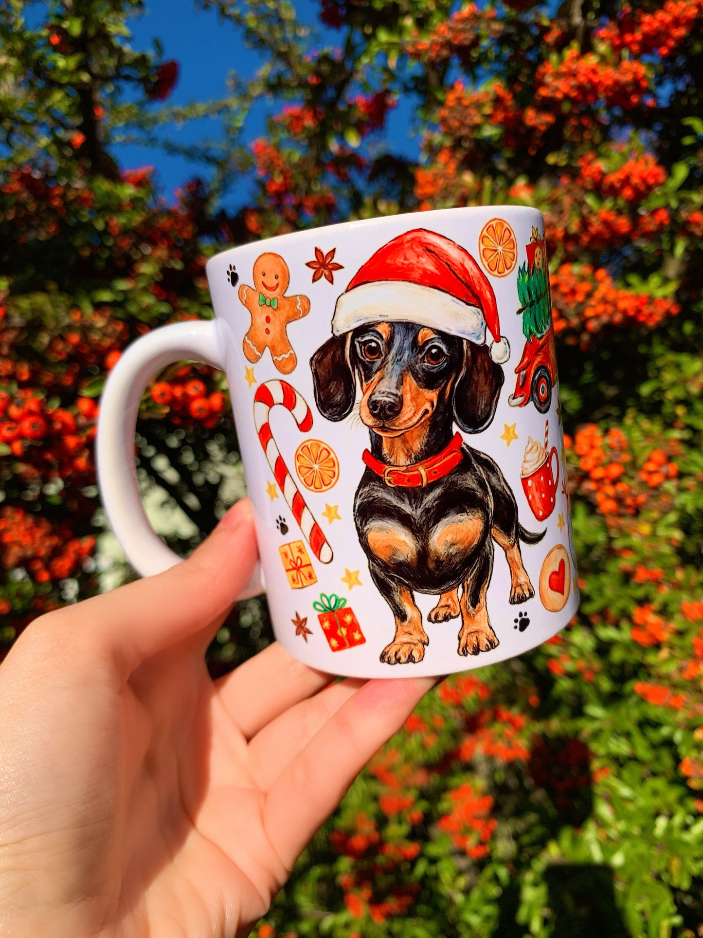 Karácsonyi Tacskós bögre - Kézzel festett Tacskó piros nyakörv és karácsonyi mintával