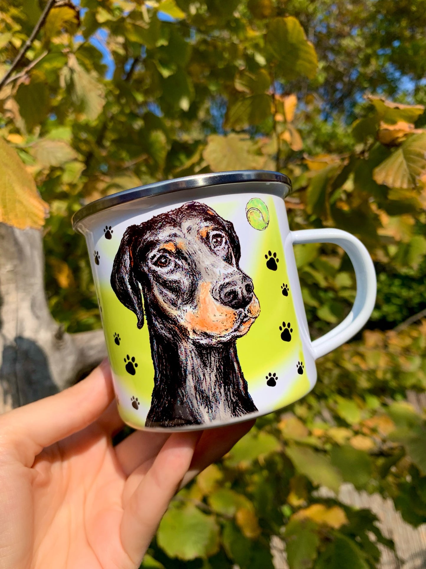 Dobermann kutya bögre - 2 féle dobermann és labdq mintával - Fém