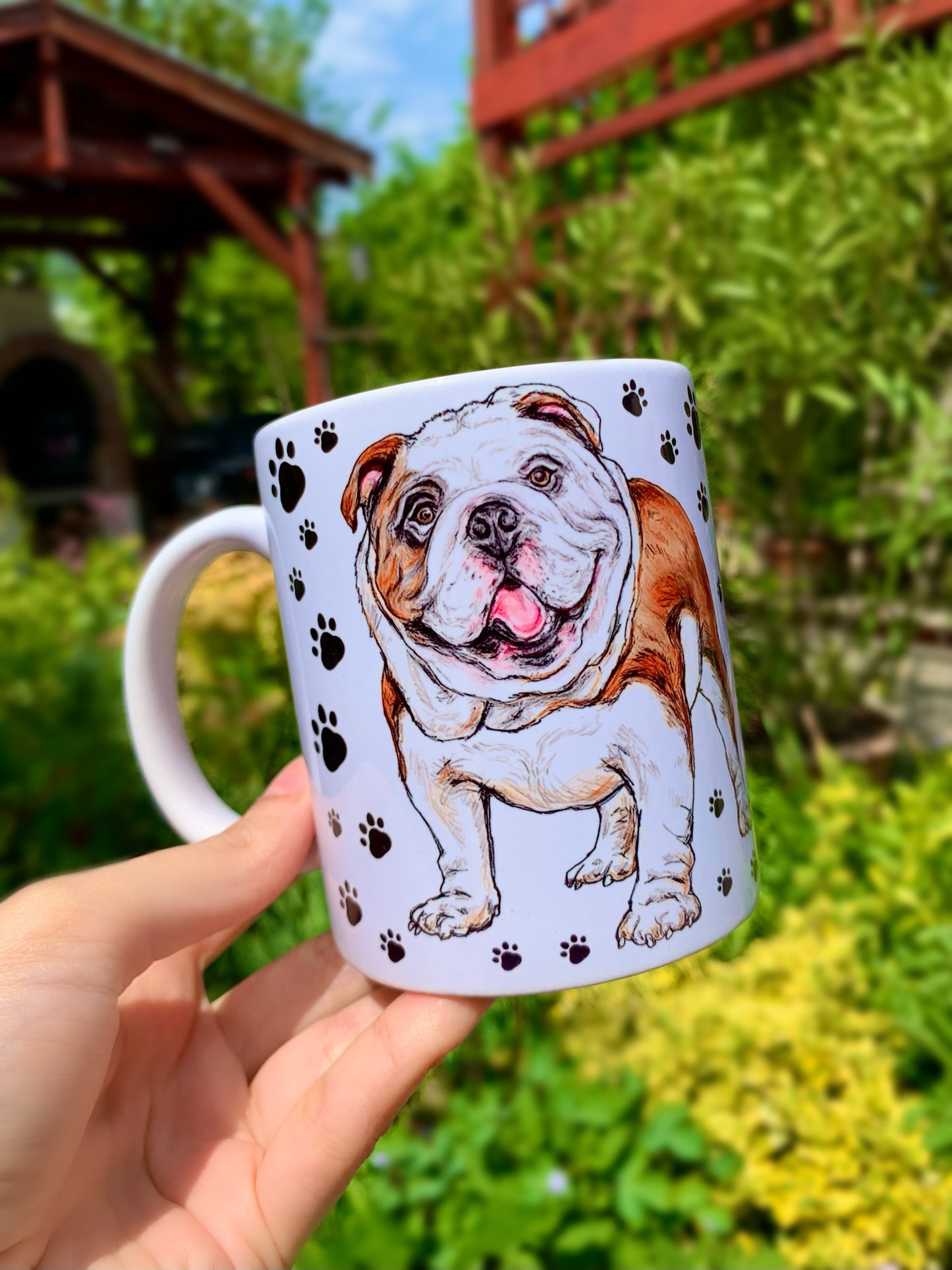 Stílusos kerámia bögre angol bulldog illusztrációval és mancsos motívumokkal