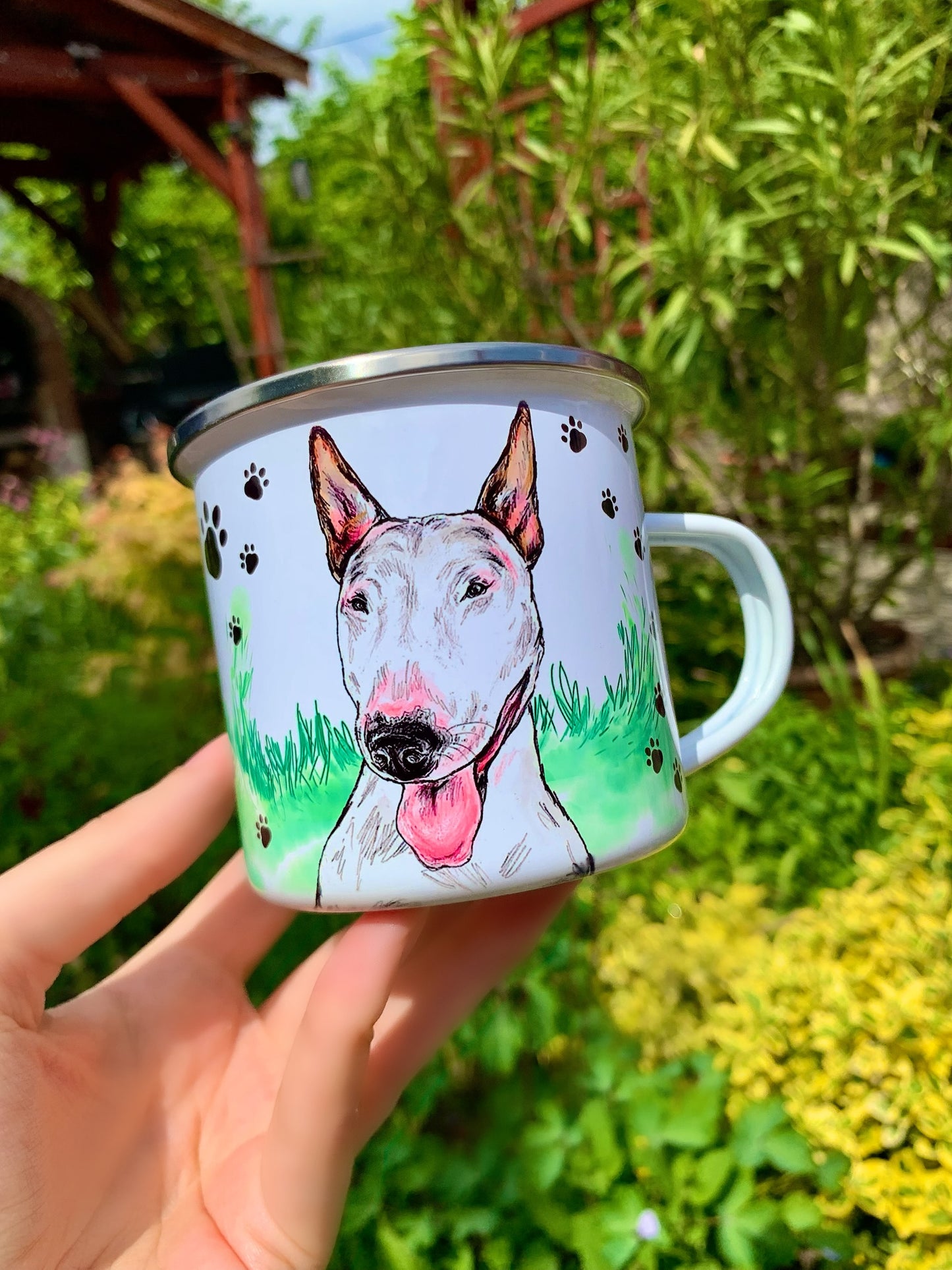 Prémium fém bögre kézzel rajzolt bullterrier grafikával