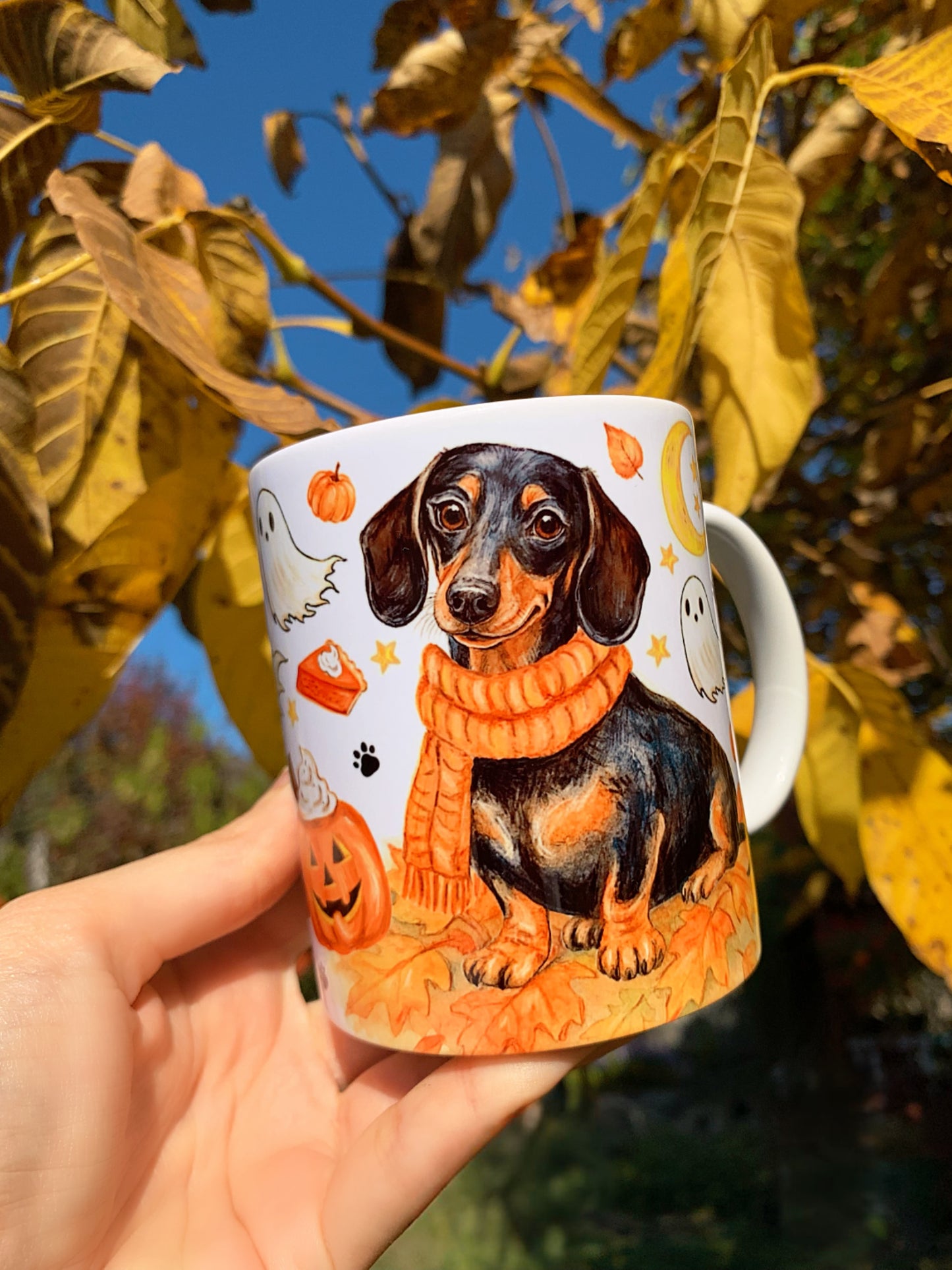 Halloween Tacskós bögre - Kézzel festett Tacskó Halloweeni Pumpkin és őszi szellemes leveles mintával