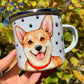 Corgi kutyás fém bögre - Kézzel festett Corgi kutya és választható háttér mintákkal