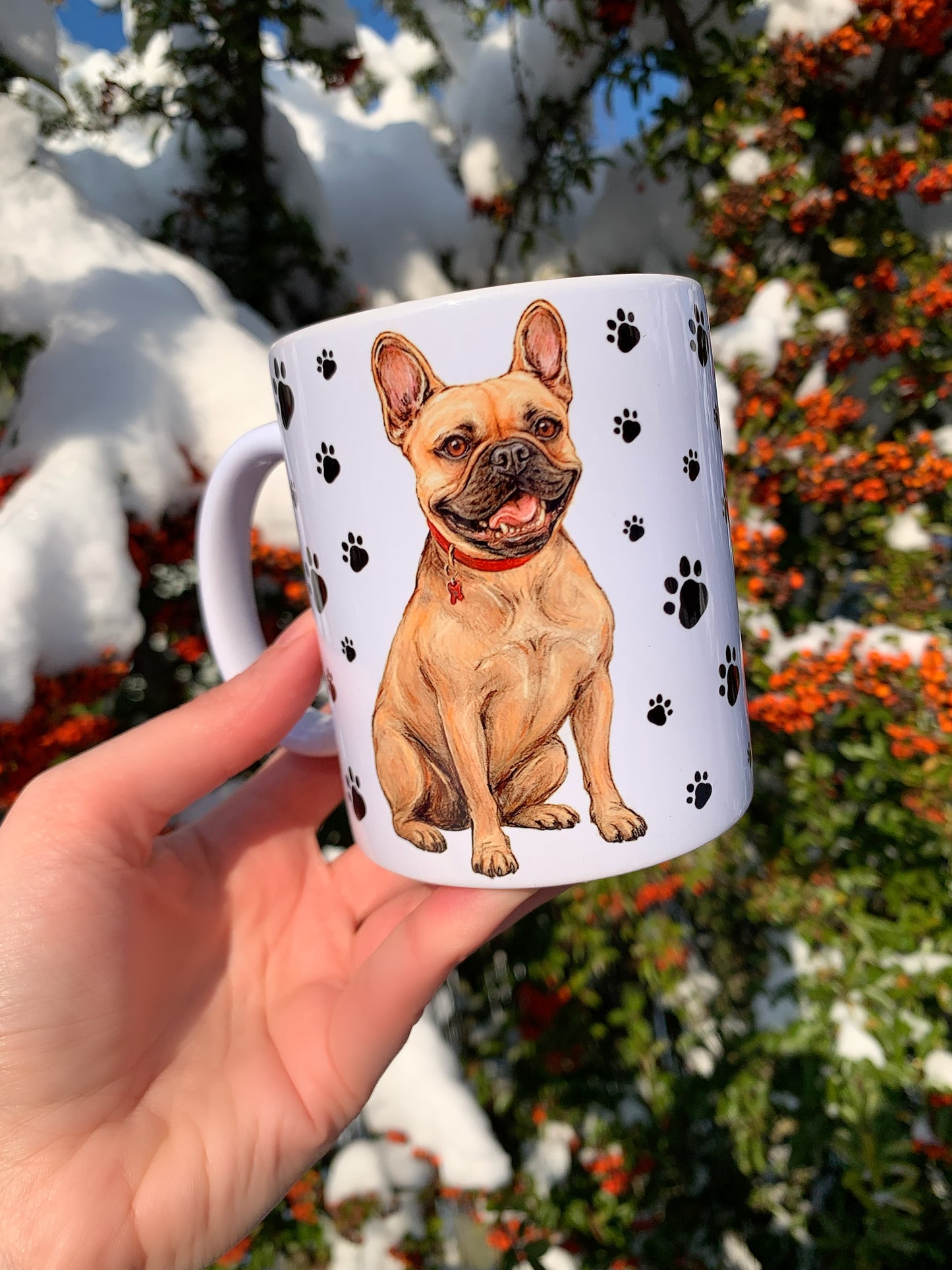 Francia bulldog kutyás bögre - Kézzel festett ülő Francia bulldog kutya piros nyakörves mintával