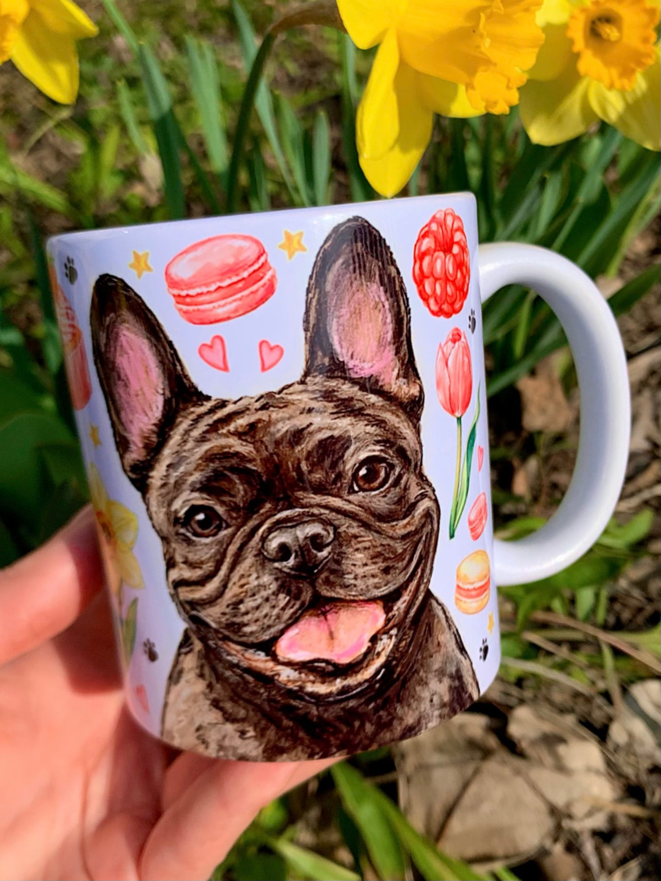 Francia bulldogos bögre - Kézzel festett Francia bulldog mintával és mancsos virágos tavaszi mintákkal