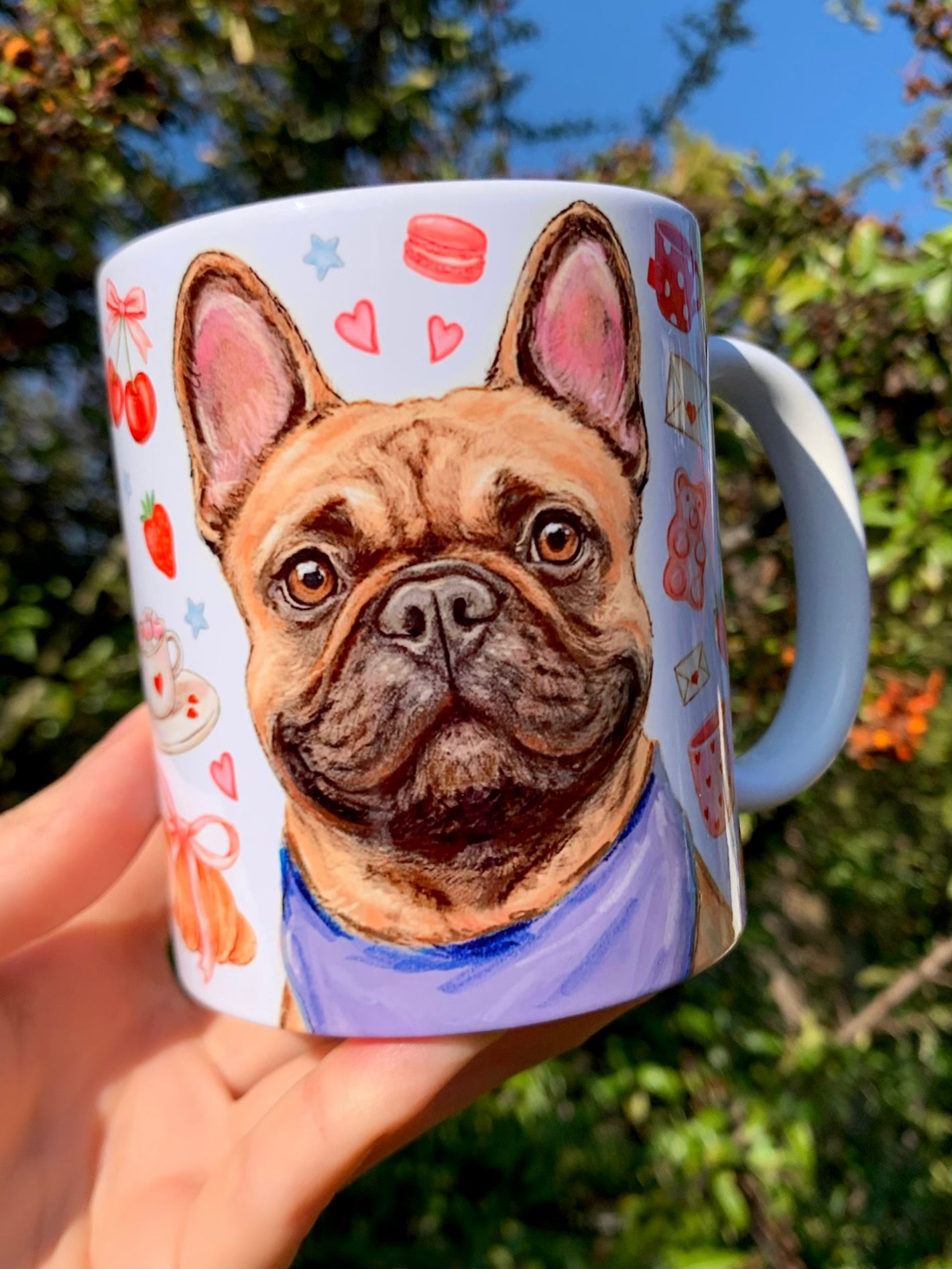 Francia bulldogos bögre - Kézzel festett Francia bulldog mintával és süteményes mintákkal