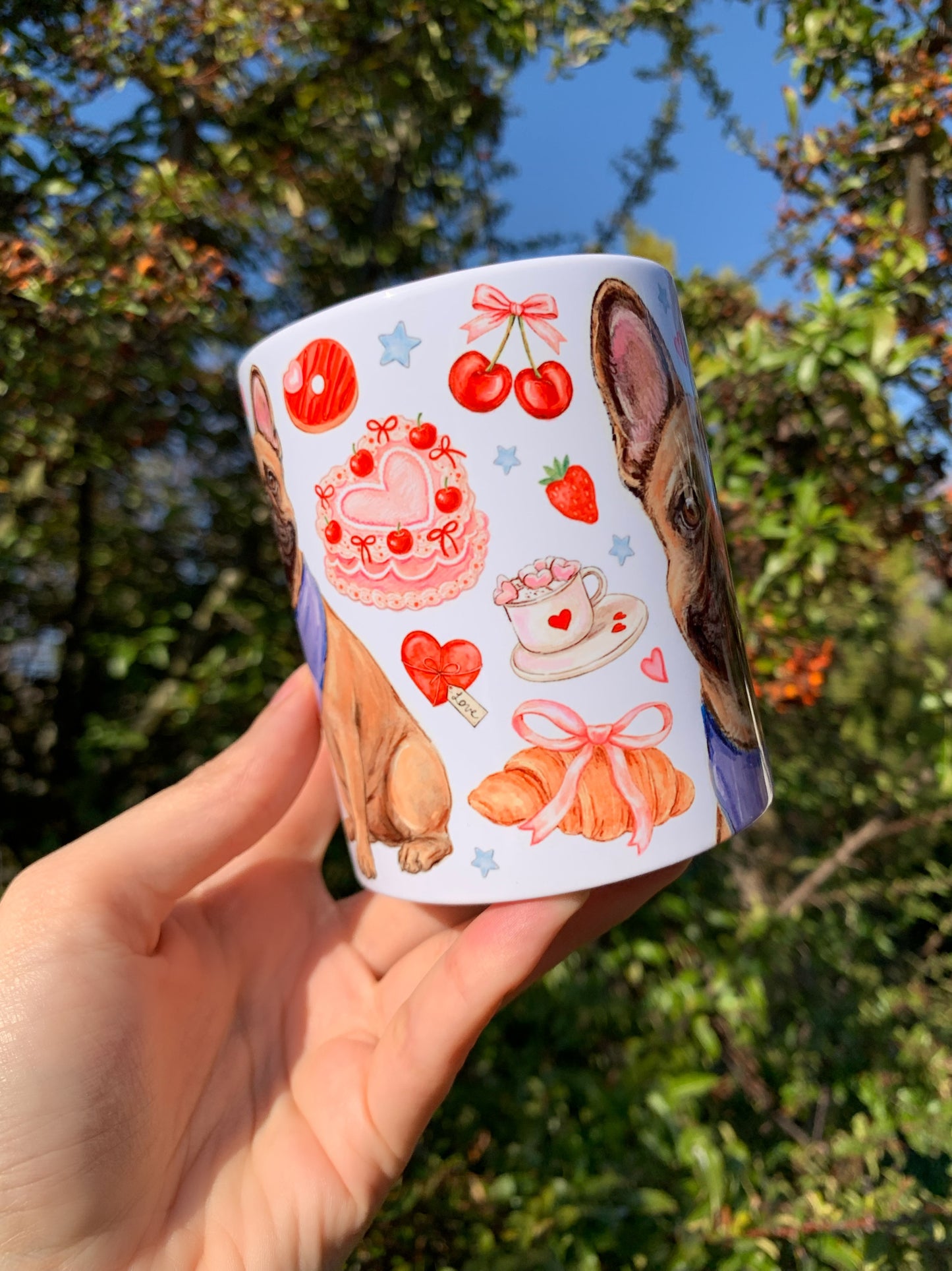 Francia bulldogos bögre - Kézzel festett Francia bulldog mintával és süteményes mintákkal