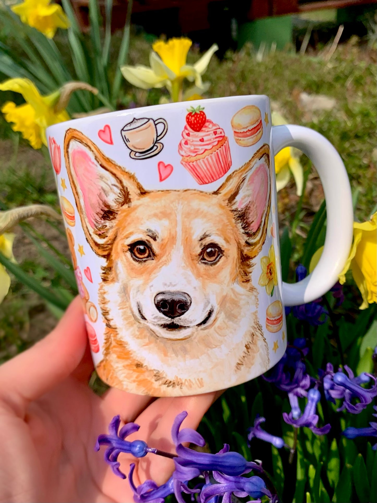 Corgi kutyás bögre - Kézzel rajzolt Corgi minta és Macis virágos minták
