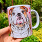 Angol bulldog illusztráció kerámia bögrén, apró szív motívumokkal