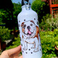 Kutyás kulacs angol bulldog grafikával és apró mancsnyomos dizájnnal