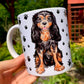Cavalier King Charles spániel kerámia bögre – barna-fekete kutyás minta, apró fekete mancs mintákkal, gyönyörű részletgazdag kutyás minta, kézzel festve